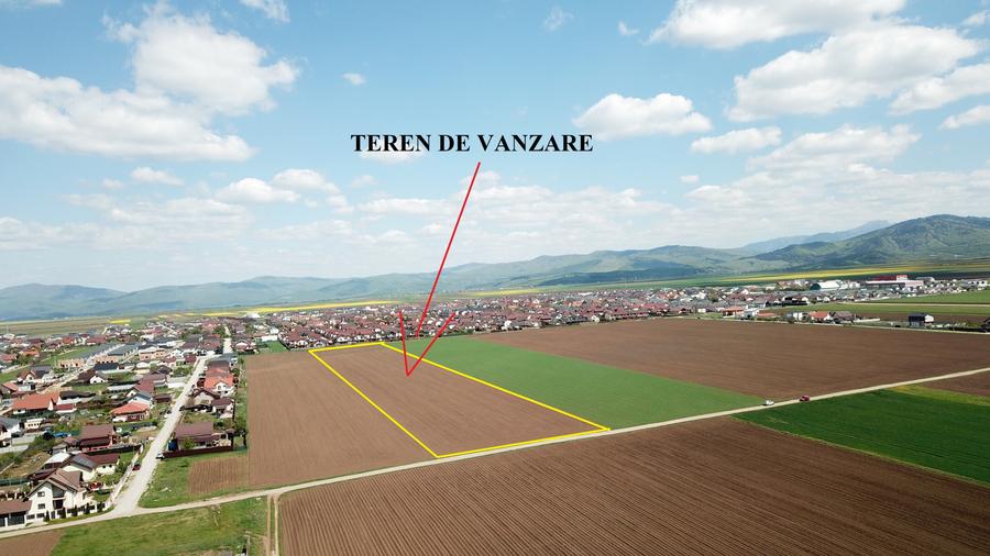 Teren Construcții extravilan de 29200 mp, în Tărlungeni