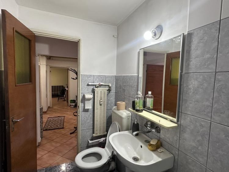 Apartament cu 2 camere decomandat, mobilat în Viilor