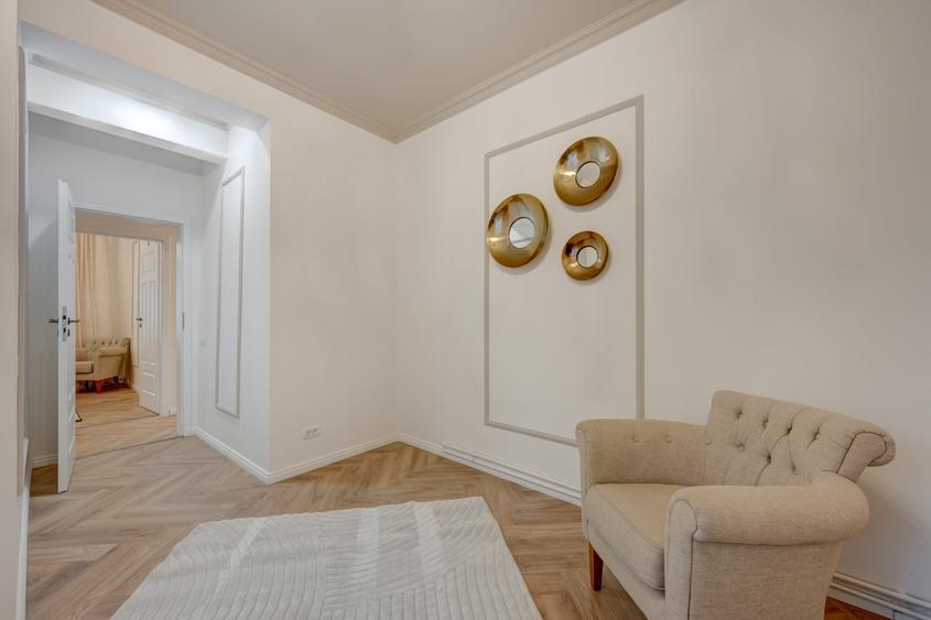 Apartament cu 4 camere semidecomandat, mobilat în Cotroceni