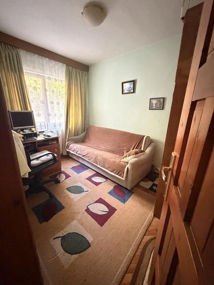 Apartament cu 3 camere decomandat în Ultracentral