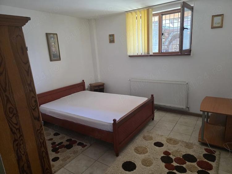Garsonieră decomandată în Central