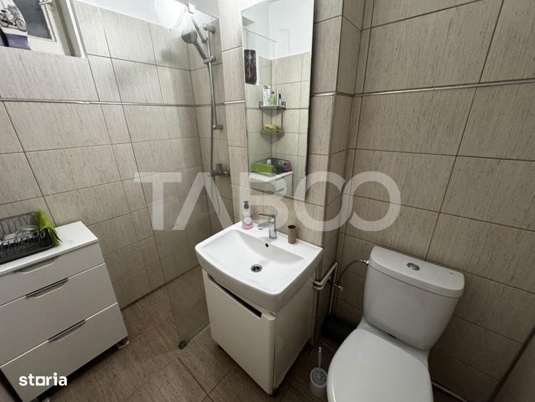 Apartament cu 2 camere semidecomandat, mobilat în Mihai Viteazul