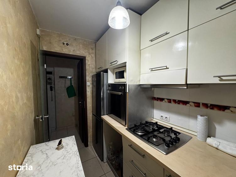 Apartament cu 2 camere semidecomandat în Cișmigiu