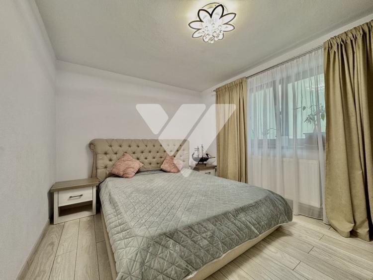 Casă individuală cu 6 camere cu Canalizare în Șura Mică