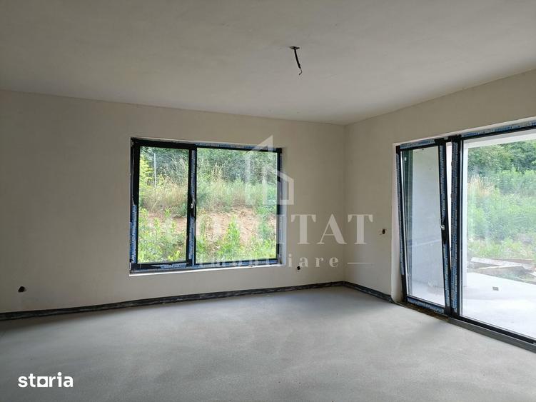 Casă cu 4 camere cu Teren 300 Mp în Luna