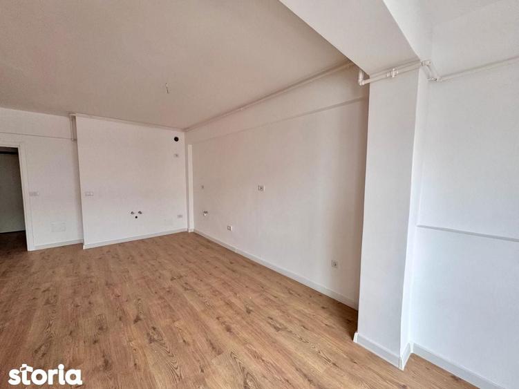 STUDIO PIPERA / ROND OMV / PARCARE INCLUSA / IVORY / NORD / BLOC NOU - 8