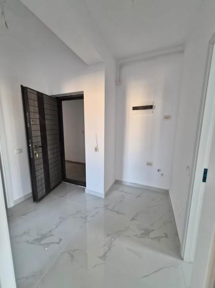 Apartament cu 2 camere decomandat în Haliu