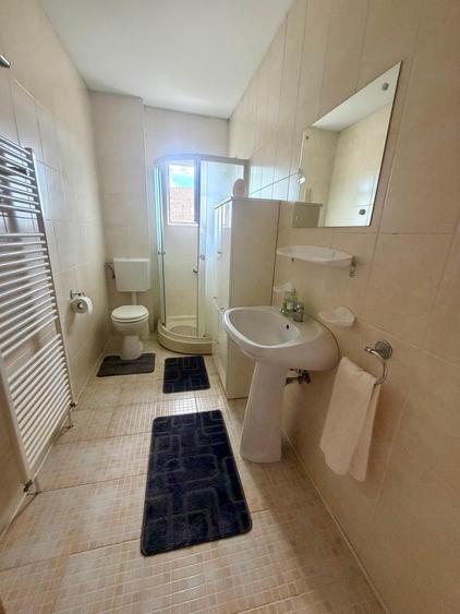 Apartament cu 3 camere în Tolstoi