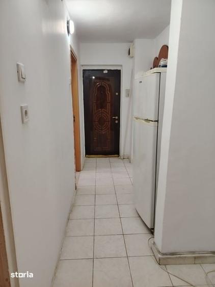 Casă cu 2 camere decomandat cu Teren 55 Mp în Podenii Noi