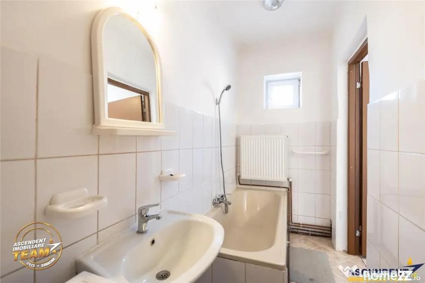 Casă cu 2 camere cu Teren 186 Mp în Simeria