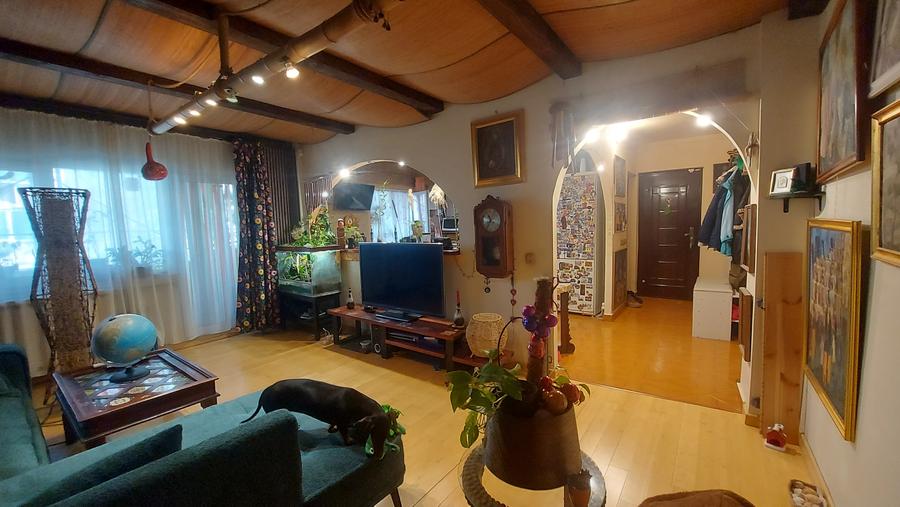 Apartament cu 4 camere decomandat în Vitanul Nou