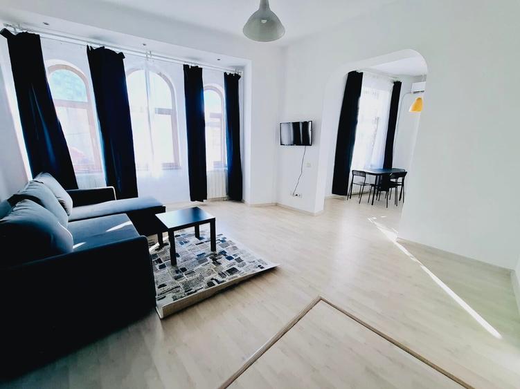 Apartament cu 3 camere decomandat, mobilat în Universitate
