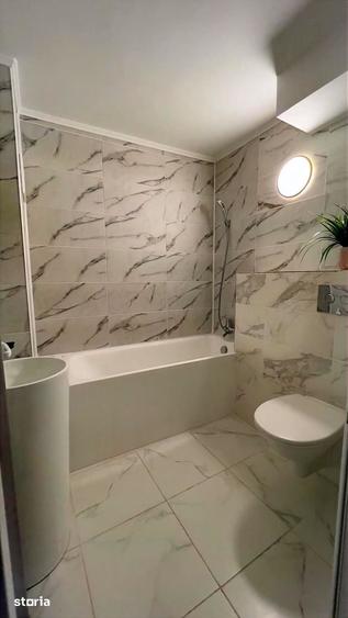 Apartament cu 3 camere decomandat în Ștefan cel Mare