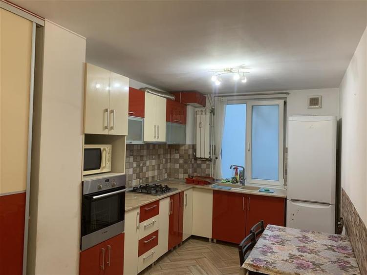 RECO  Apartament 3 camere tip B de inchiriat in Rogerius 66 mp, etaj 6, lift si - 11