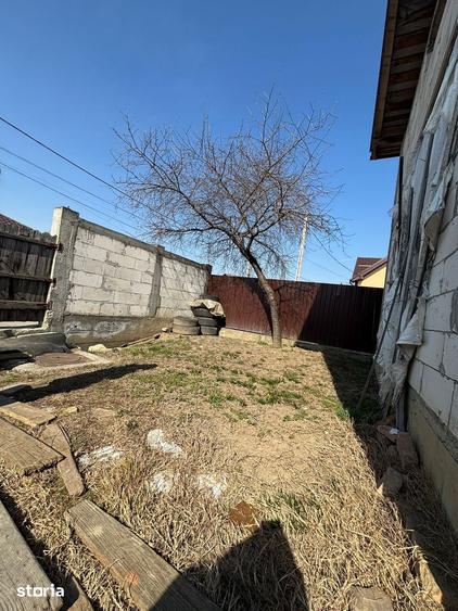 Casă cu 3 camere cu Teren 450 Mp în Central