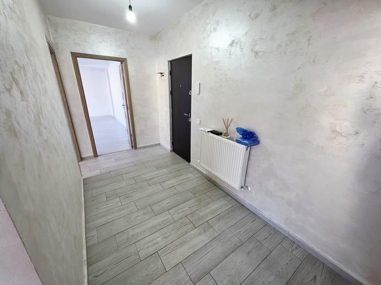 Apartament cu 3 camere în Popas Păcurari