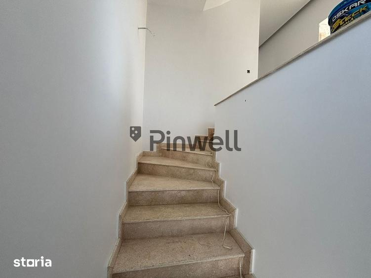 Casă cu 5 camere cu Teren 300 Mp în Periș
