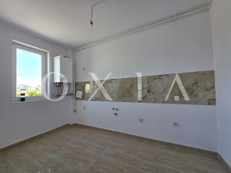 Apartament cu 3 camere semidecomandat în Giroc