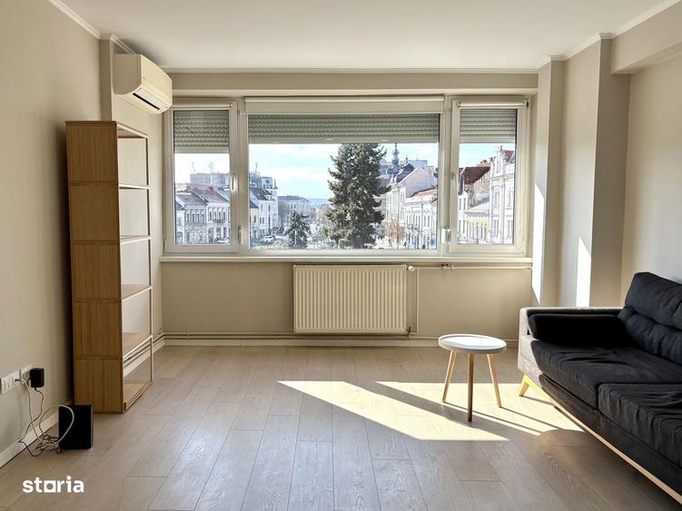Apartament cu 2 camere semidecomandat, mobilat în Central