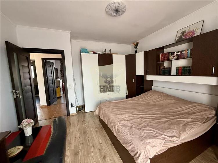 Duplex cu 4 camere cu Teren 220 Mp în Arhitecților - Calea Cisnădiei