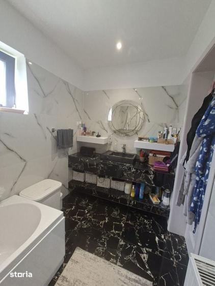 Casă cu 4 camere cu Teren 800 Mp în Ferneziu