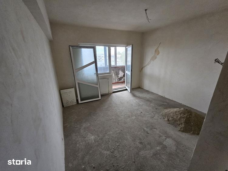 Apartament cu 4 camere în Orizont