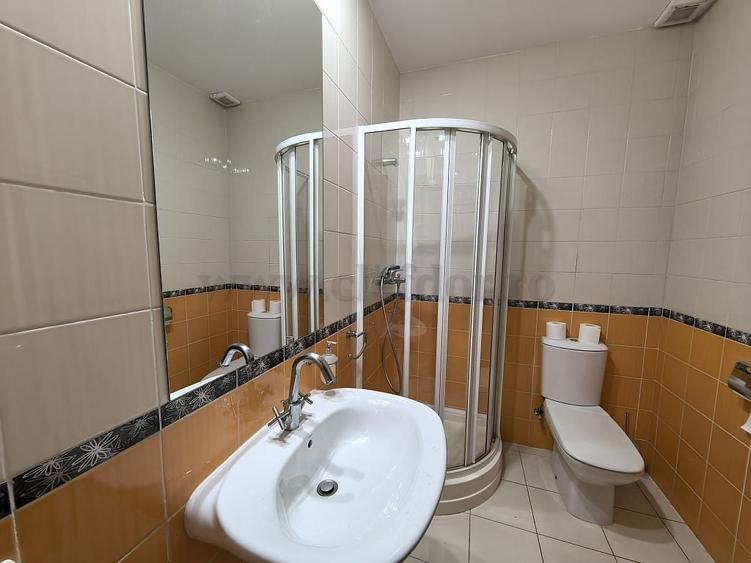 Casă cu 7 camere cu Piscina în Pipera