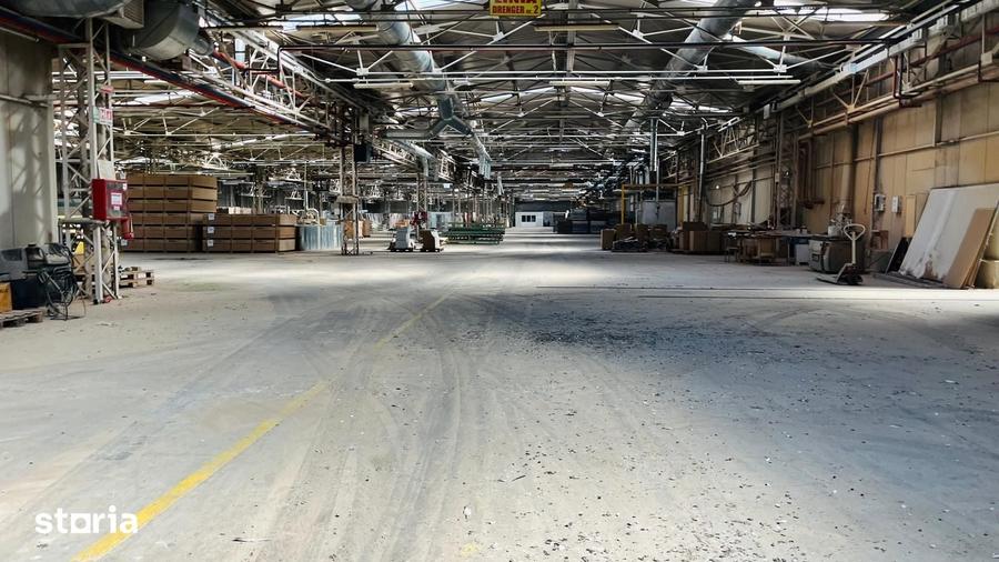 Spațiu comercial, de 16,000 mp, în Central