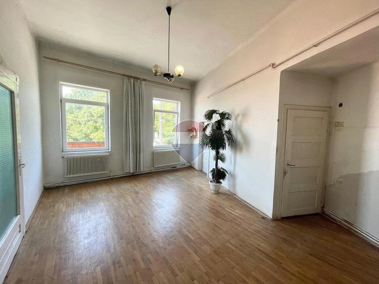 Casa cu 3 camere de vanzare in zona centrala comison 0% + garaj - 6