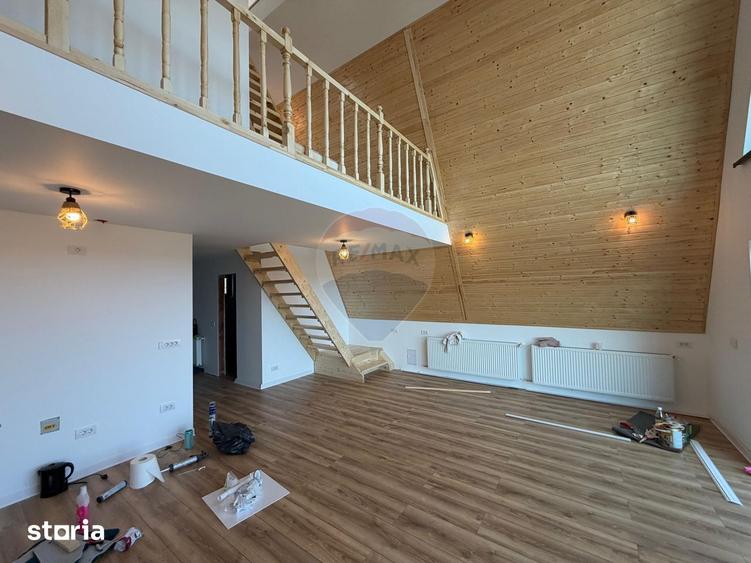 De vanzare Cabana A-Frame cu 1850 mp teren in zona Pucioasa, DB - 4