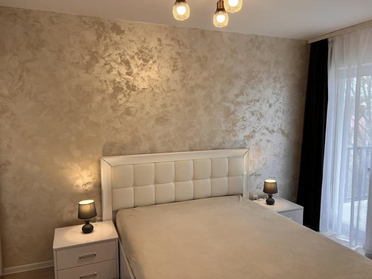 Apartament cu 2 camere semidecomandat, mobilat în Mihai Viteazul