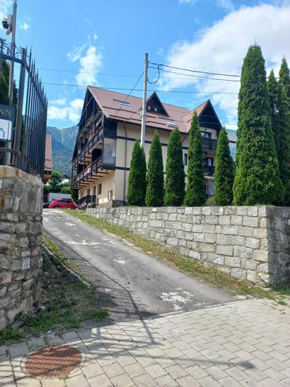 Apartament cu 2 camere semidecomandat în Poiana Țapului