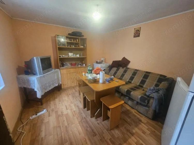 Casă cu Teren 3000 Mp în Central