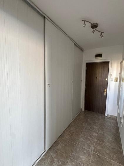 Apartament cu 2 camere decomandat în Circumvalațiunii