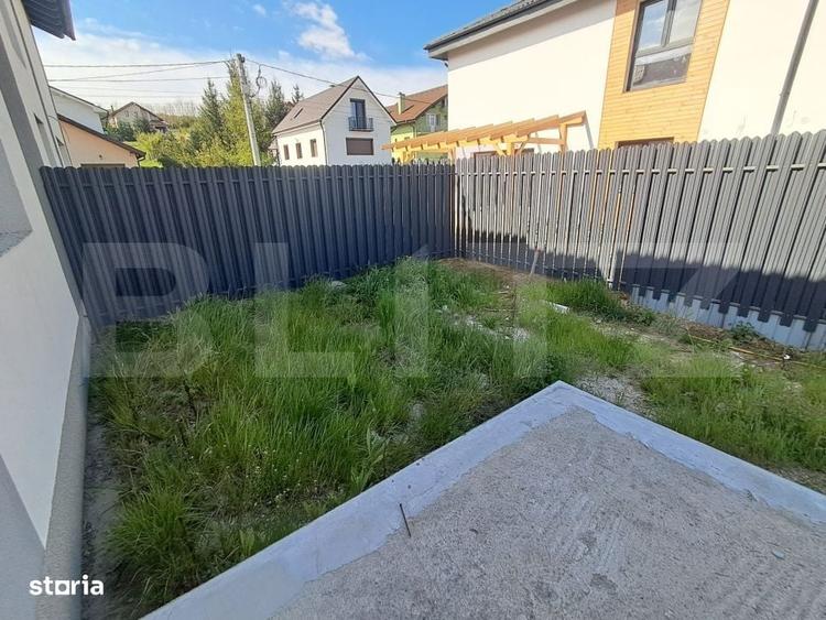 Casă cu 4 camere în Livezeni