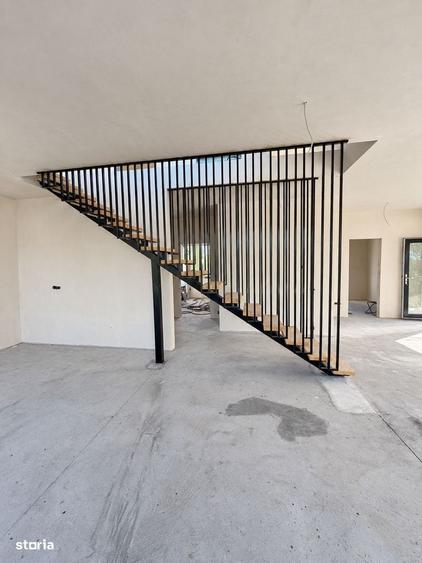 Casa individuala 6 camere, 5 bai, terasa la etaj, curte, P+ET+POD - 16