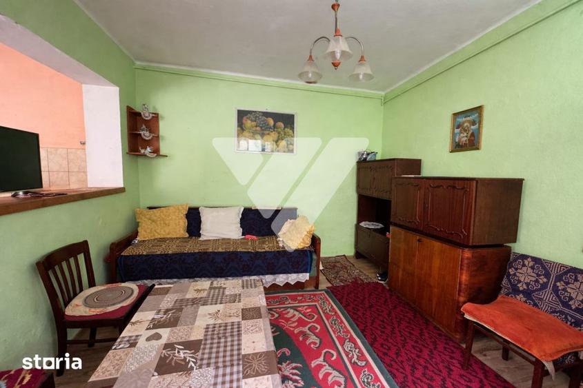 Casă cu 5 camere cu Teren 270 Mp în Țiglari