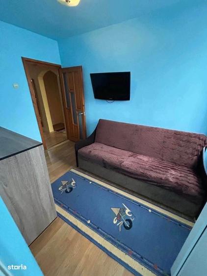 De inchiriat apartament cu 3 camere, decomandat, ultracentral - 2