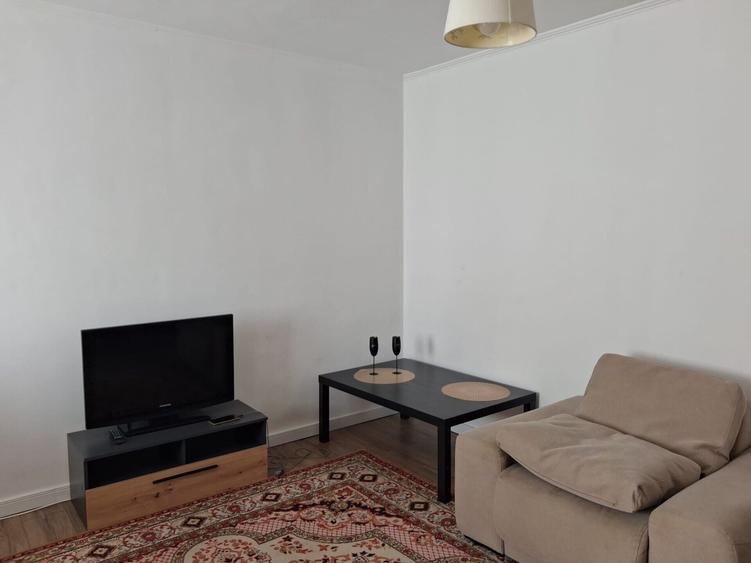 Apartament cu 2 camere decomandat, mobilat în Dristor