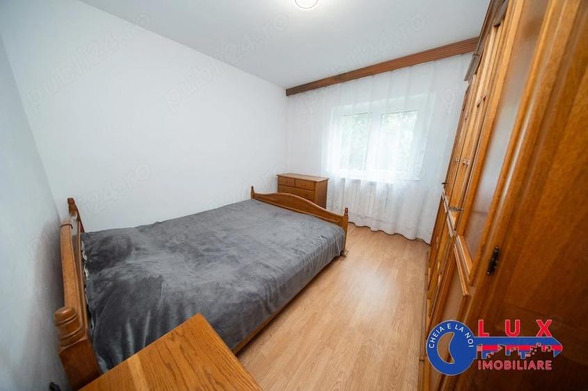 Apartament cu 3 camere decomandat în E3