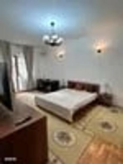 Apartament cu 3 camere semidecomandat, mobilat în Herăstrău