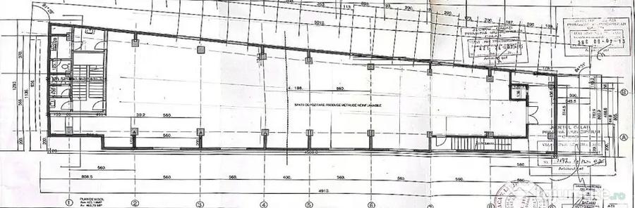 Spațiu comercial, de 2,742 mp, în Central
