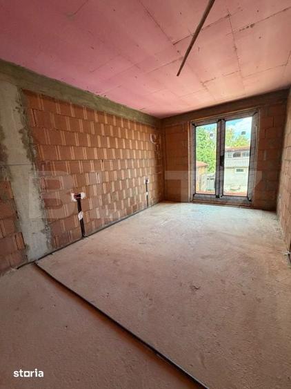 Casă cu 4 camere cu Teren 200 Mp în Central
