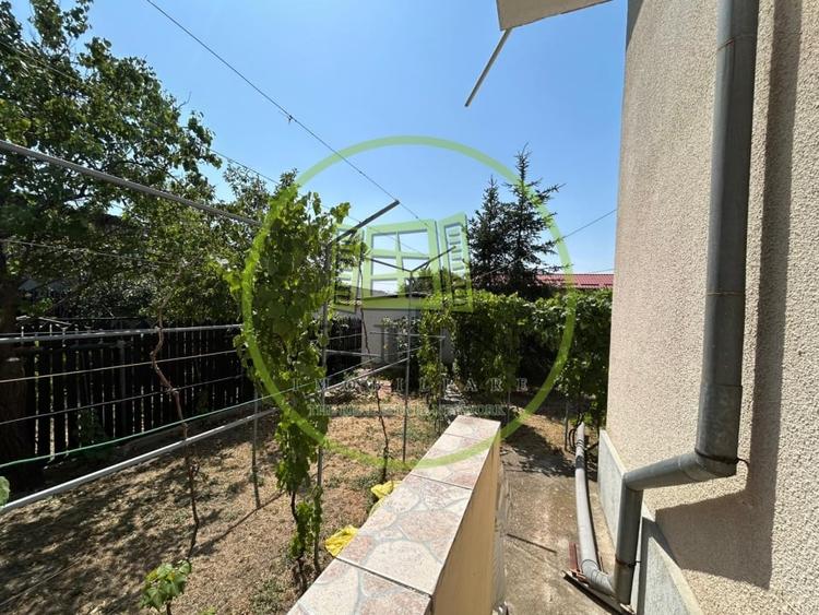 Casă individuală cu 5 camere cu Canalizare în Brestei