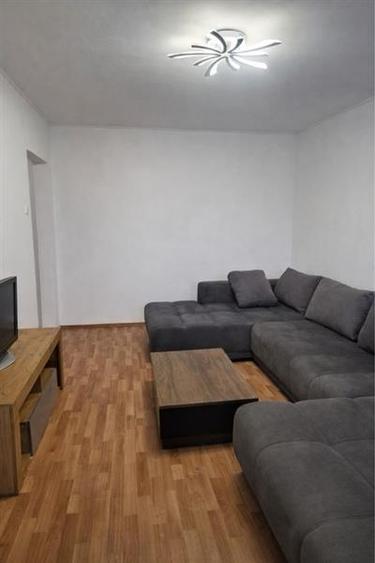 Apartament 3 camere decomandat Astra- Carpatilor - 2