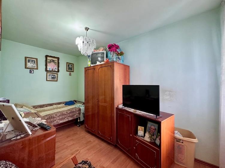 Apartament cu 3 camere semidecomandat, mobilat în Mănăștur