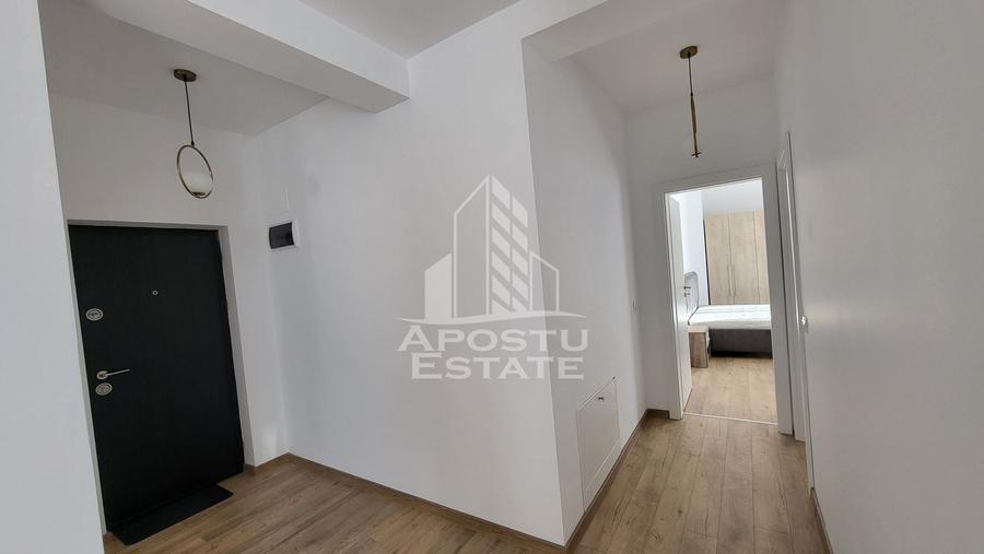 Apartament cu 2 camere semidecomandat, mobilat în Torontalului