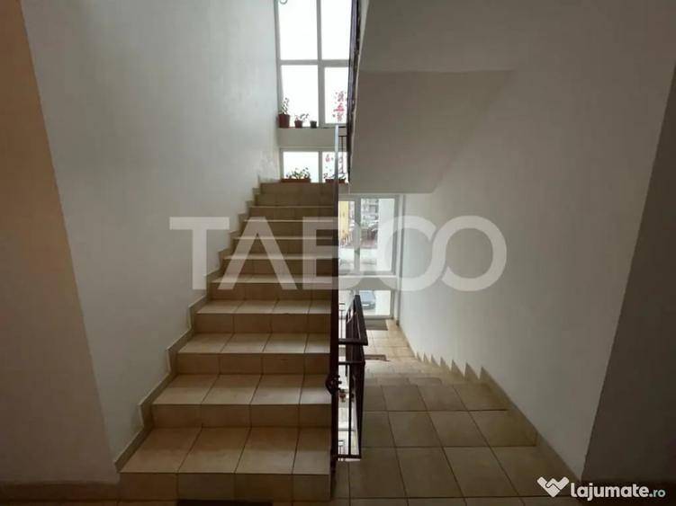Apartament cu 2 camere semidecomandat în Central