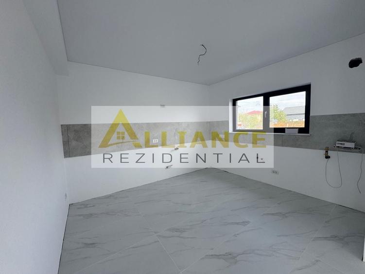 Casă individuală cu 4 camere cu Teren 320 Mp în Berceni