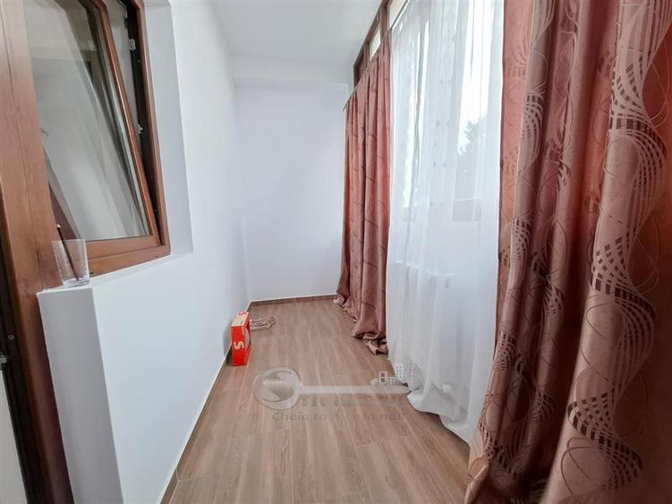 Apartament cu 3 camere decomandat, mobilat în Cug